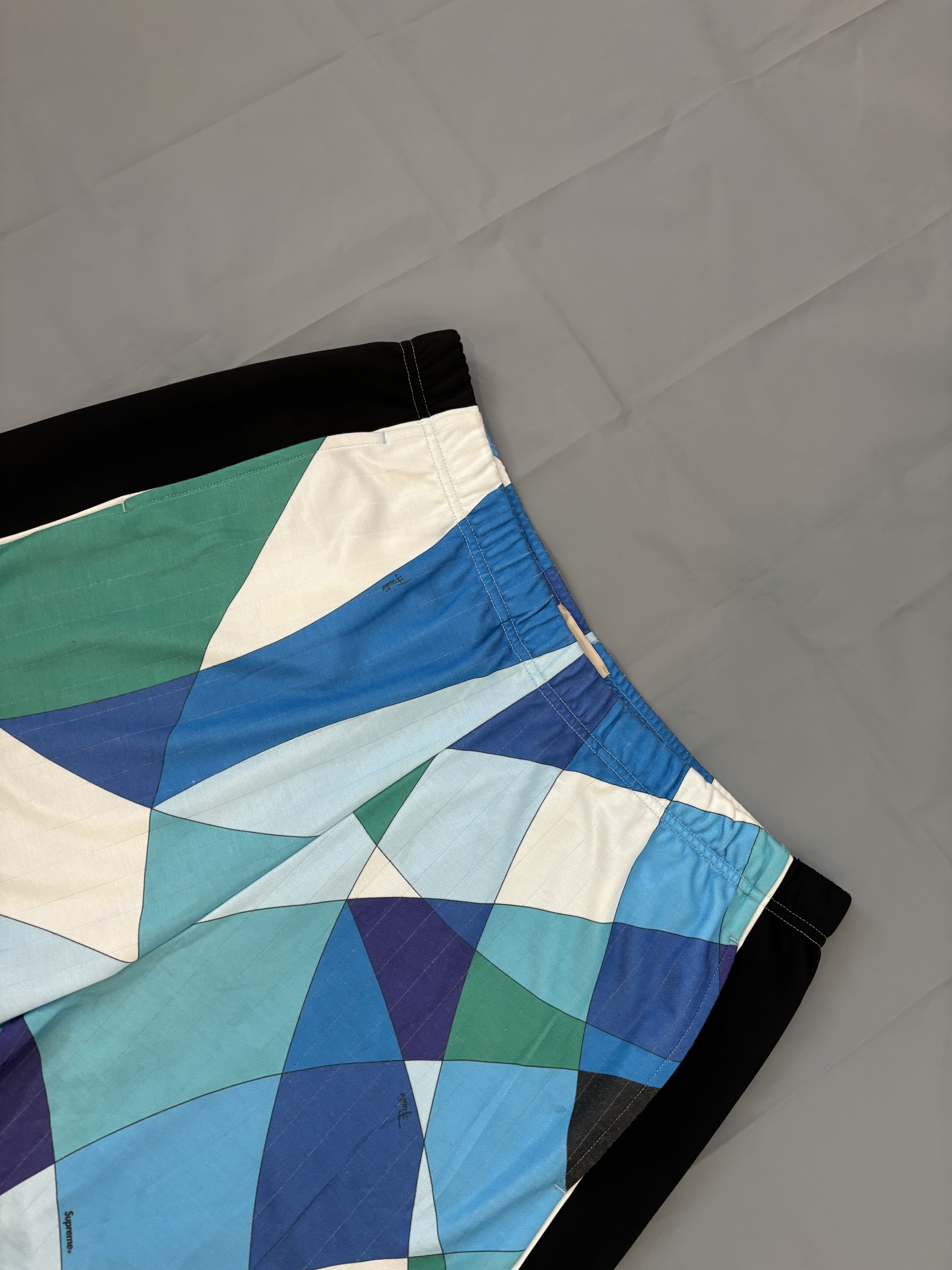 Supreme Short foot à motif Supreme X Emilio Pucci Size US 32 / EU 48 - 4 Thumbnail