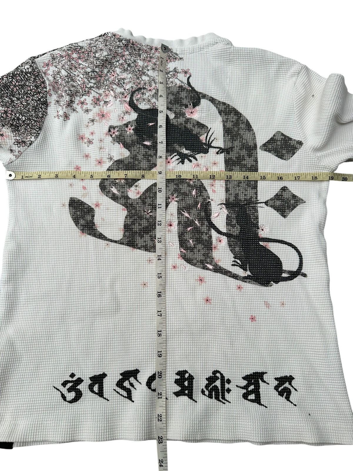 Beauty Beast YEAR OF THE RAT LONG SLEEVE JAPANESE SUKAJAN THERMAL STYLE Size US M / EU 48-50 / 2 - 6 Thumbnail