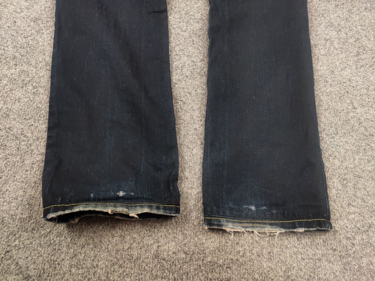 Diesel Vintage Diesel Rippy Logo Distressed Faded Denim Jeans Y2K Size 27" / US 4 / IT 40 - 7 Thumbnail
