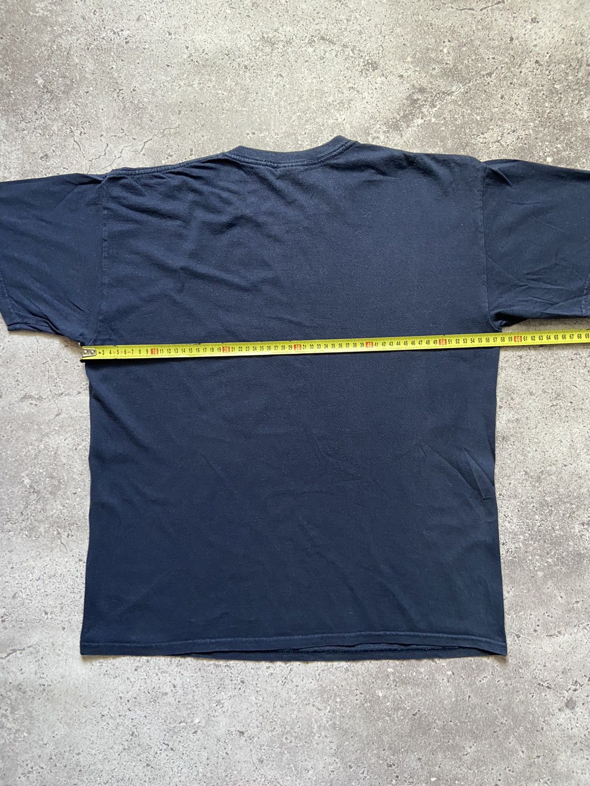 Band Tees Vintage 2000s Pink Floyd The Wall Band Tee L Size US L / EU 52-54 / 3 - 6 Thumbnail