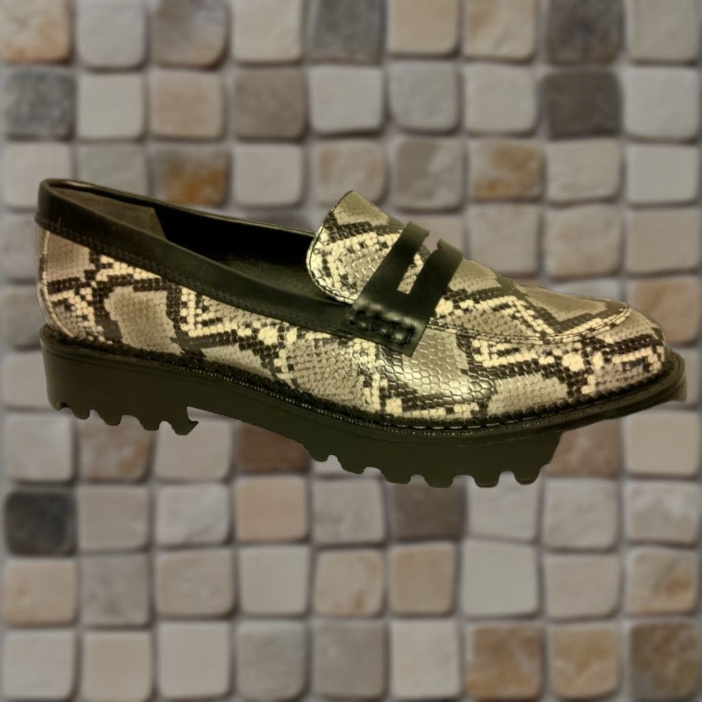 Sam Edelman Sam Edelman Circus Desmond Loafers Women 10 M Faux Snake Skin Black Gray Slip On Flat Size US 10 / IT 40 - 1 Thumbnail