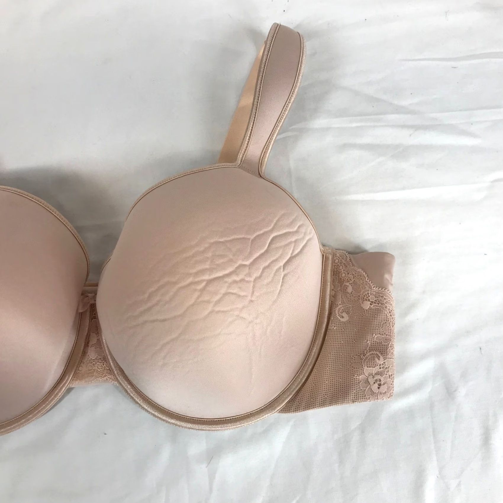 Torrid Torrid Curve Plus Size Lightly Lined Full Coverage Underwire Bra 44D Lace Wings Size ONE SIZE - 3 Thumbnail