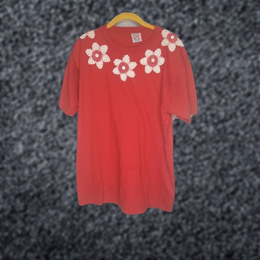 Jerzees VINTAGE Jerzees Shirt Mens L Red Flower Applique 90s Made in USA Mens Size L / US 10 / IT 46 - 1 Thumbnail