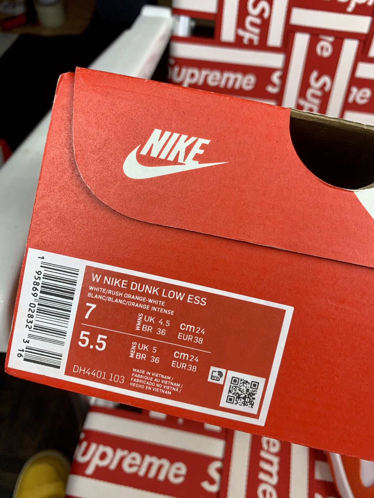Nike Nike Dunk Low Essentials Paisley Pack Orange (Size 7w) 5,5y Size US 7 / IT 37 - 11 Thumbnail