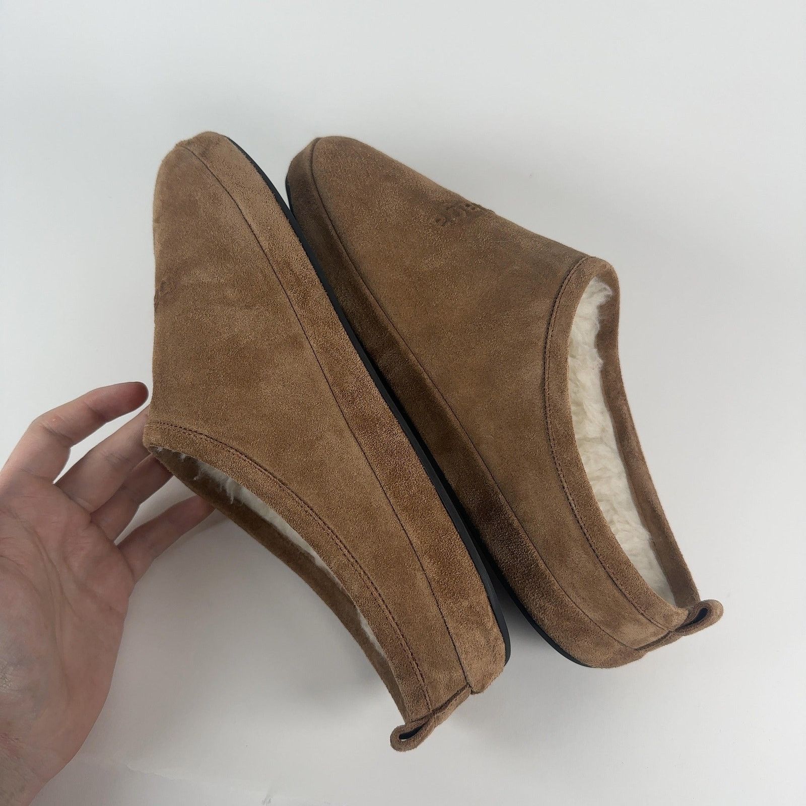 Balenciaga Balenciaga Alaska Suede Slides Size US 10 / EU 43 - 5 Thumbnail