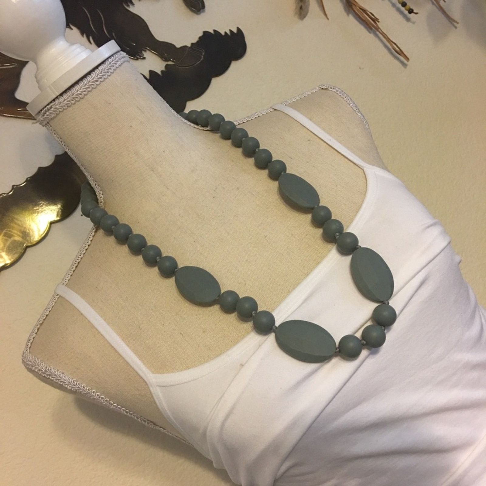 Jewelry Vintage large gray knotted rubber bead necklace Size ONE SIZE - 3 Thumbnail