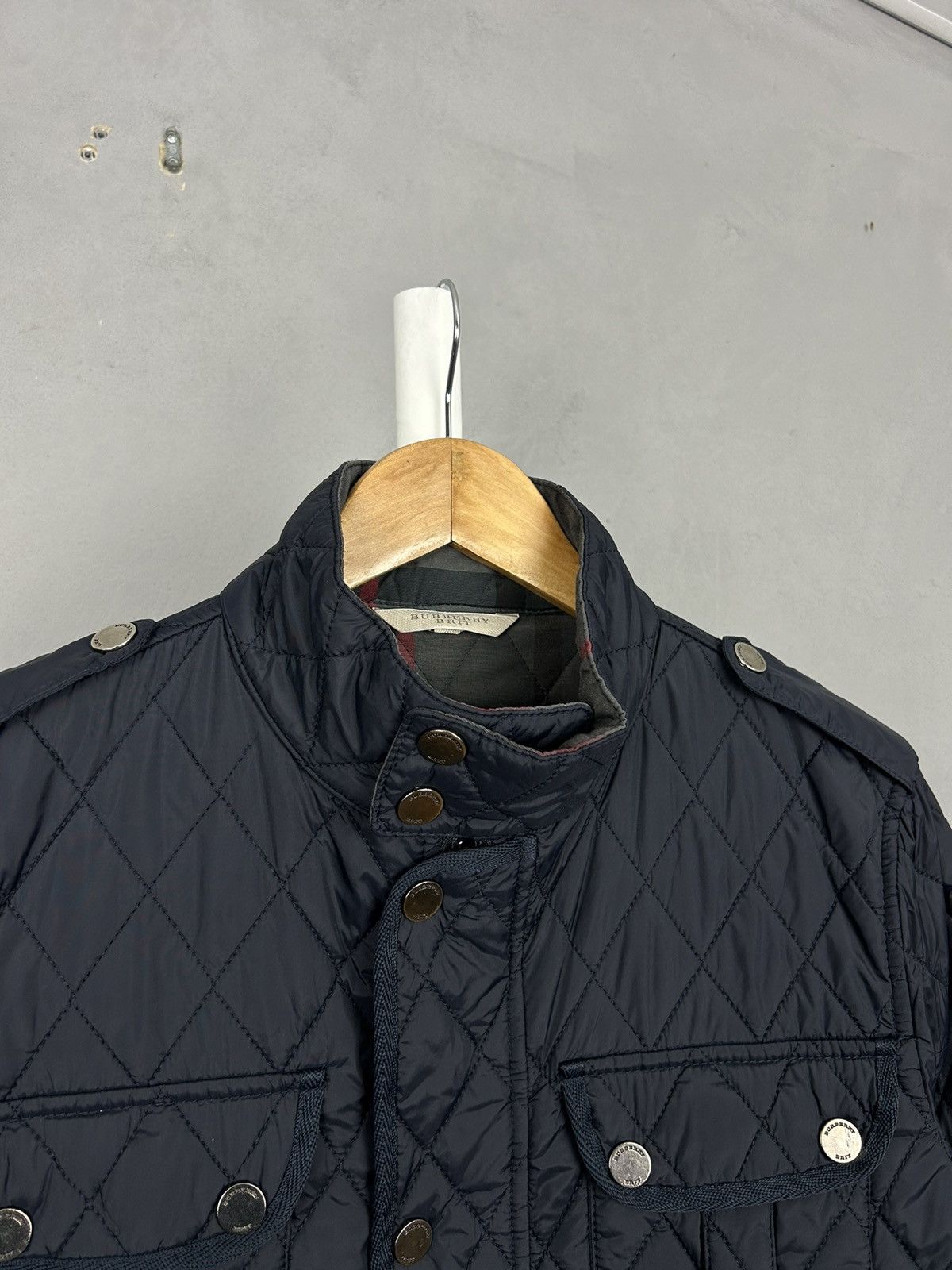 Burberry Burberry Quilted Navy Jacket Snap Button Classic Check Size US S / EU 44-46 / 1 - 3 Thumbnail