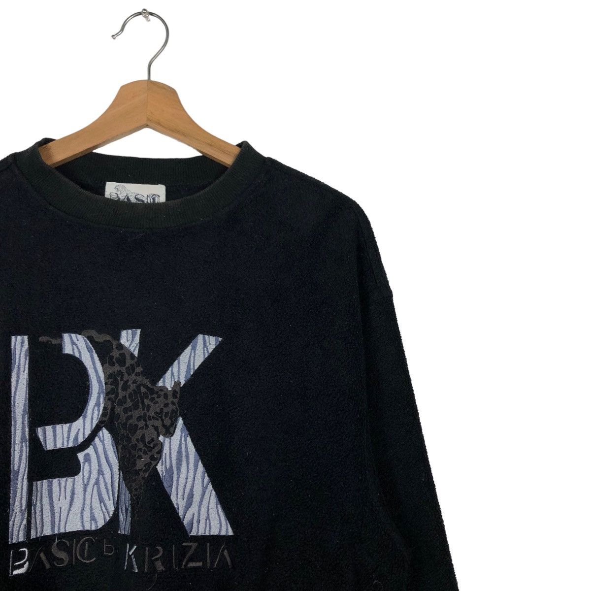 Japanese Brand 🔥90’s Vintage Sweatshirt Crewneck Basic by Krizia Big Logo Size US M / EU 48-50 / 2 - 6 Thumbnail
