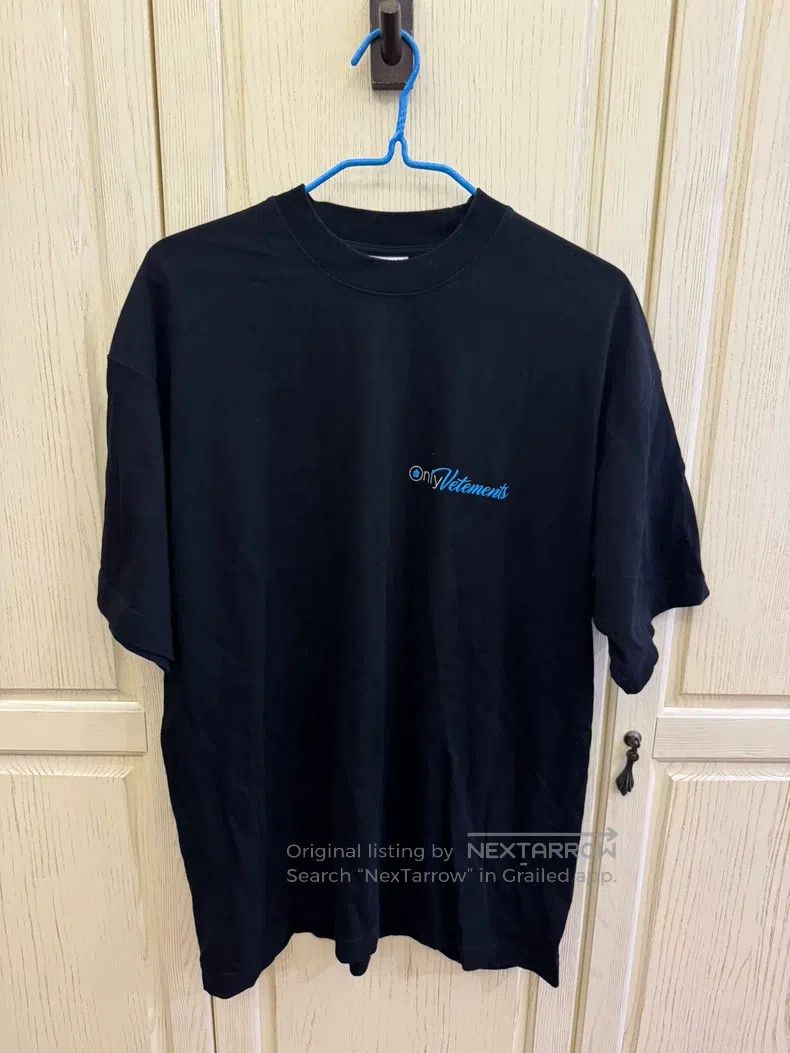 Vetements VETEMENTS Parody short-sleeve Size US S / EU 44-46 / 1 - 1 Thumbnail