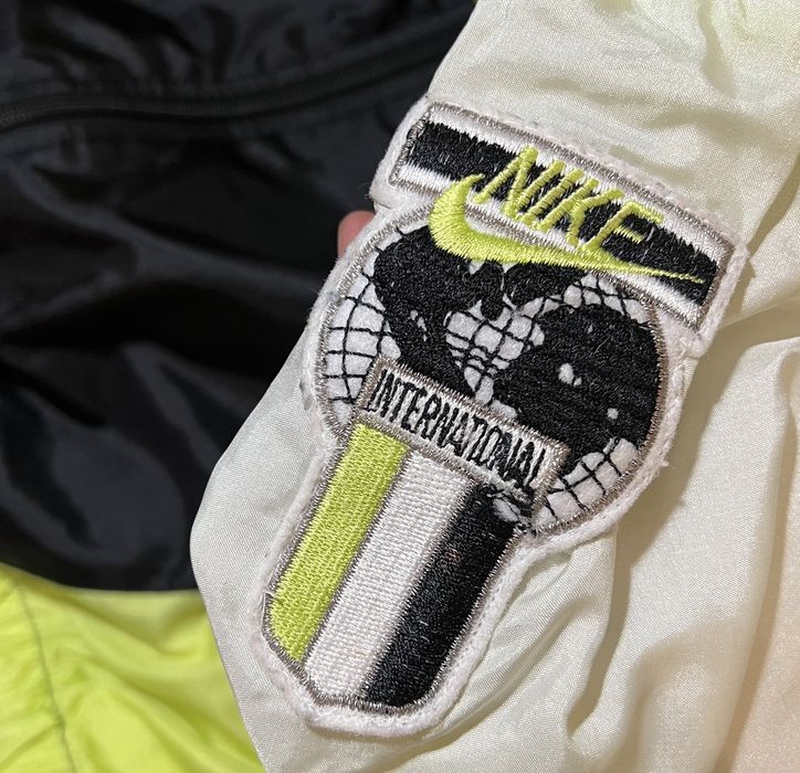 Nike NIKE INTERNATIONAL VINTAGE | Grailed