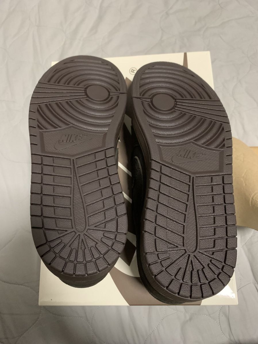 Jordan Brand Jordan 1 Travis Scott Vetvet Brown Retro Low TS Size US 10.5 / EU 43-44 - 10 Thumbnail