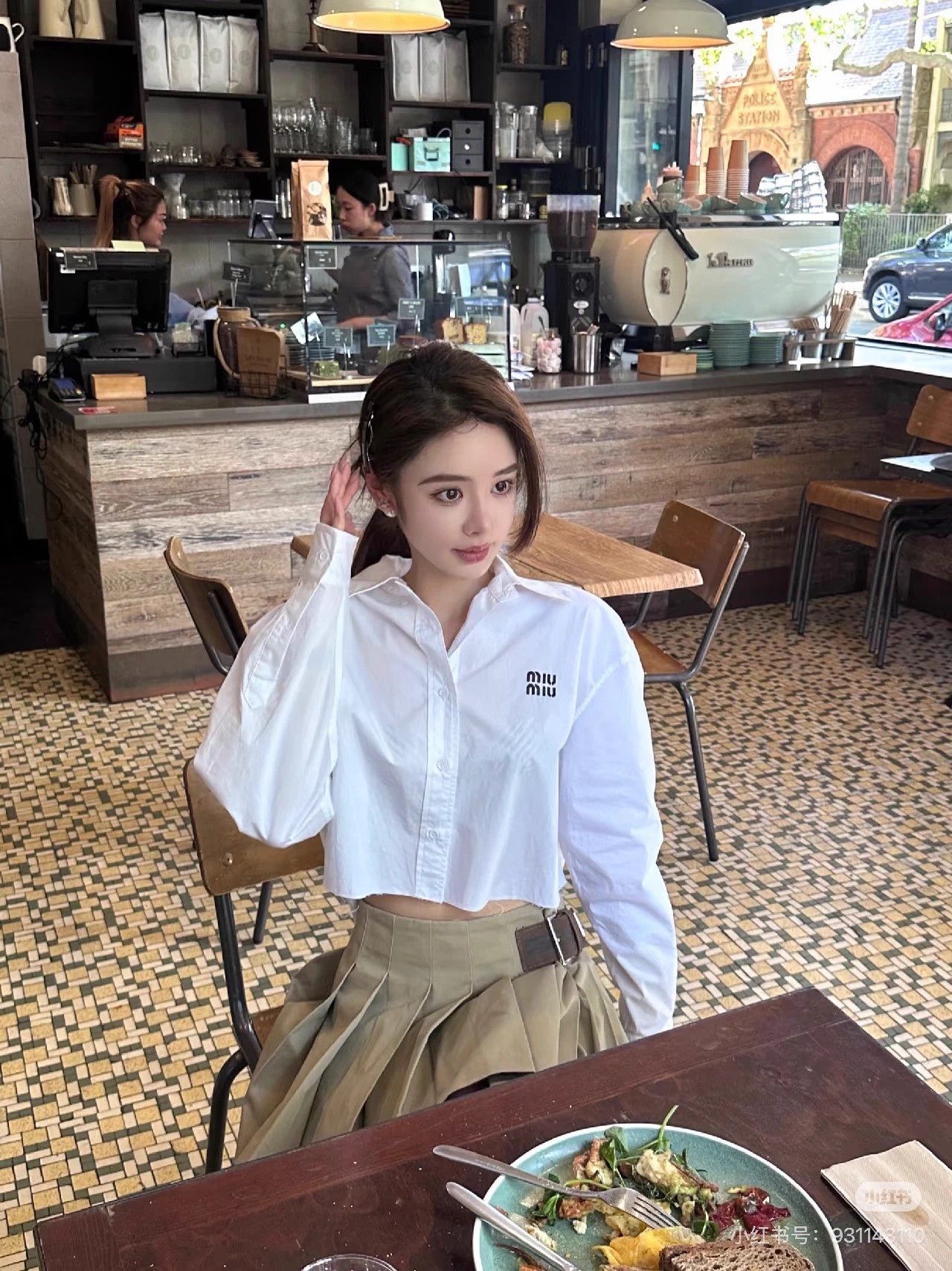 Miu Miu MIU MIU White Logo Shirt New w/ Tags 38 Size S / US 4 / IT 40 - 8 Thumbnail
