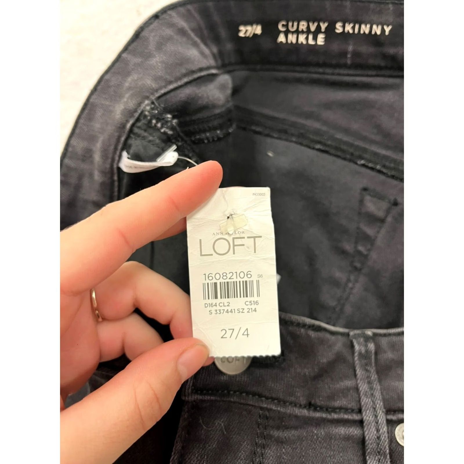 Ann Taylor Ann Taylor Loft Jeans Womens 27/4 Black Denim Curvy Skinny Ankle NWT Denim NWT Womens 27 Curvy Skinny Ankle Jeans Black Denim Size 27" / US 4 / IT 40 - 3 Thumbnail