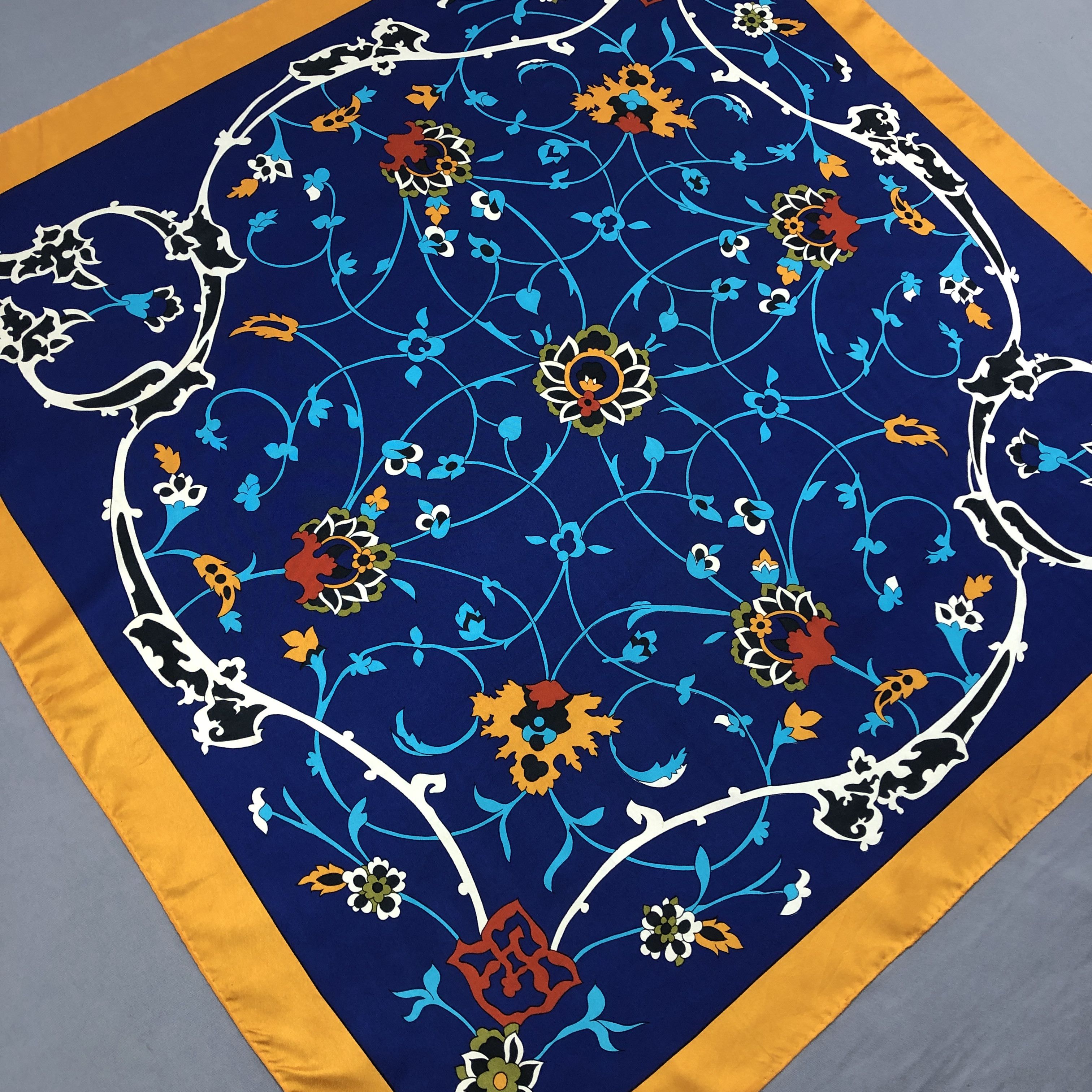 Other × Vintage Vintage Estee Lauder SILK Scarf Twill Stole Wraps Scarves Size ONE SIZE - 6 Thumbnail