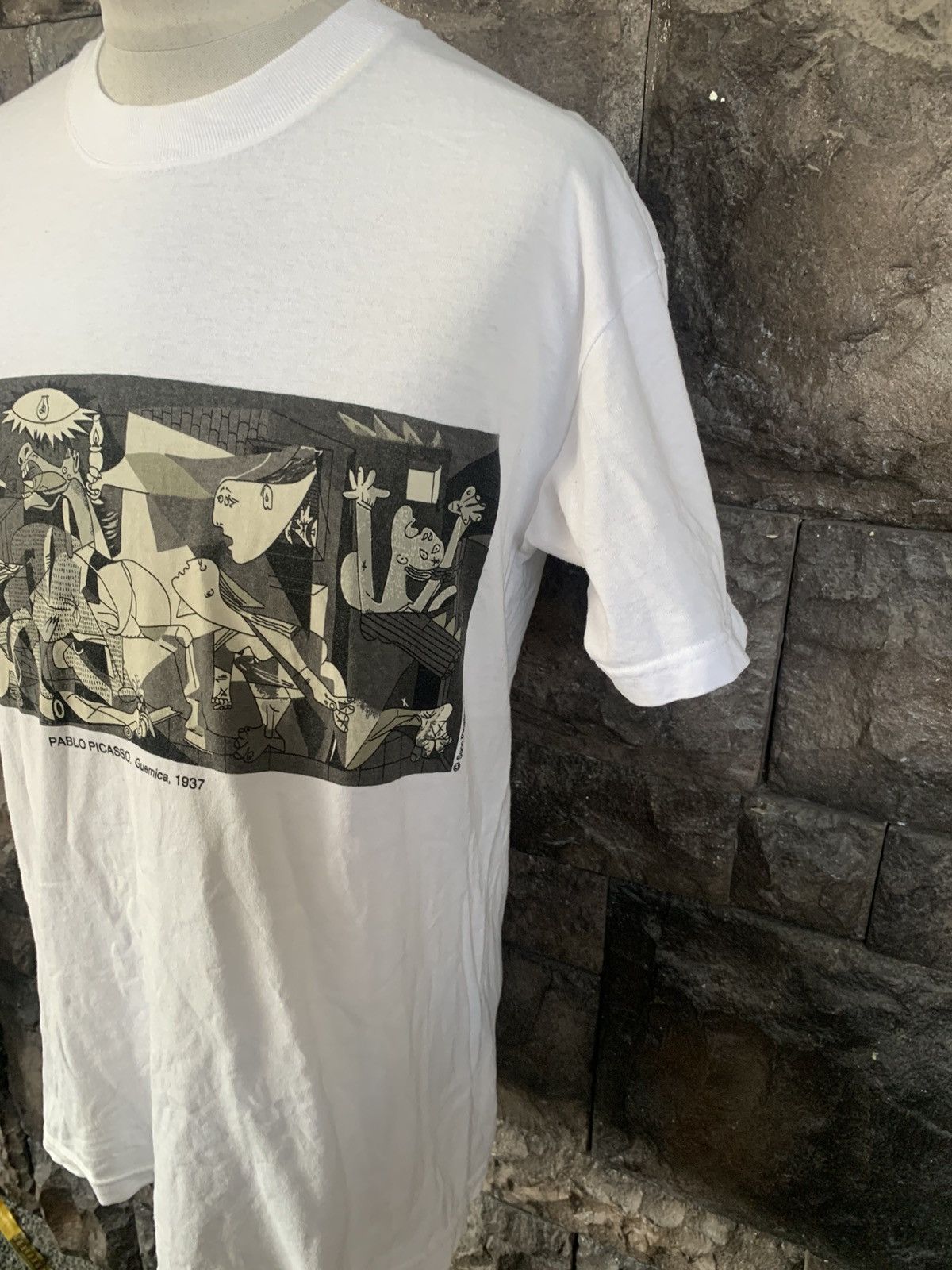 Arts & Science Vintage 2001 Pablo Picasso Art T shirt Size US M / EU 48-50 / 2 - 3 Thumbnail