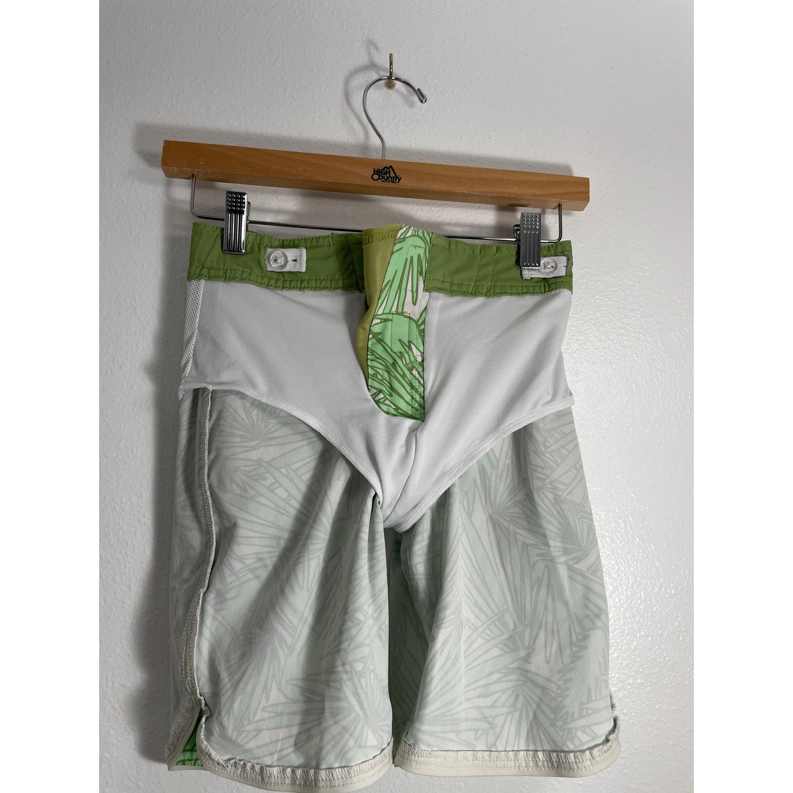 Target Basics Art Class Boys' Green Palm Tree Print Swim Shorts Youth 8 Size US 26 / EU 42 - 9 Thumbnail