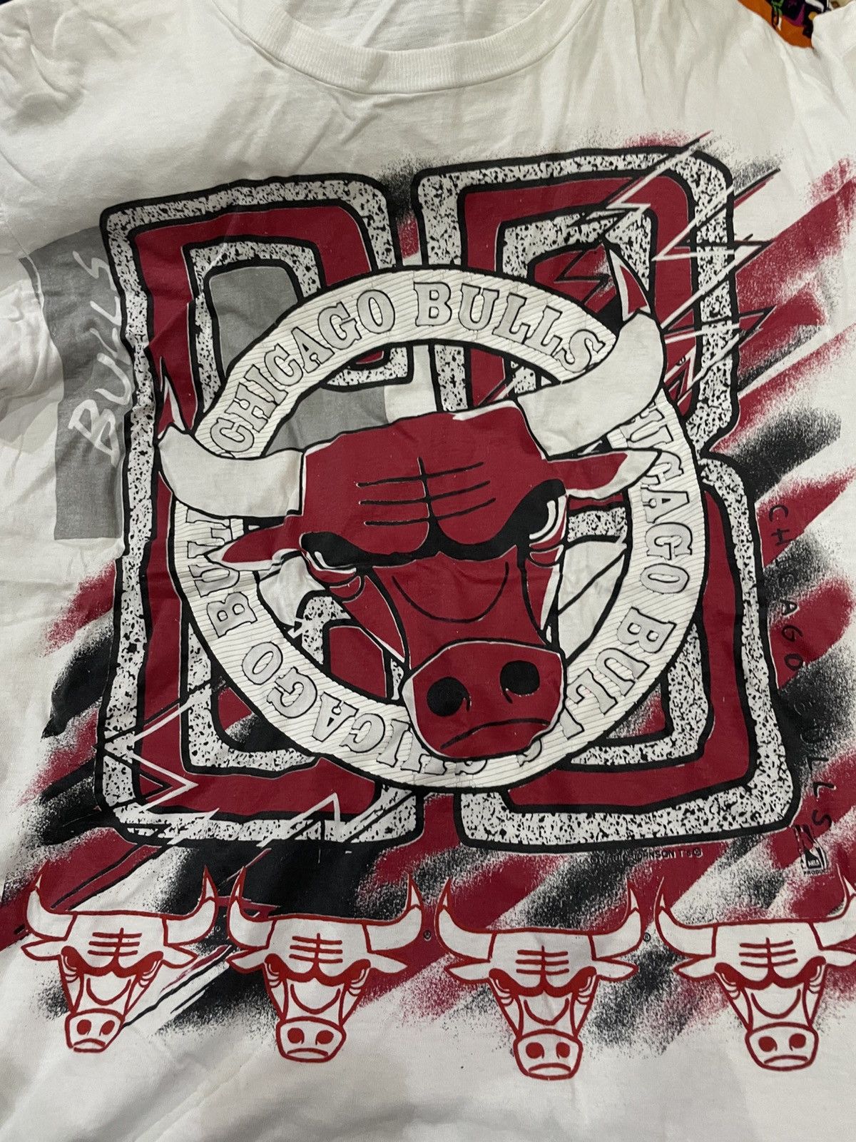 NBA × Vintage Vintage 90s Magic Johnson Chicago Bulls Size US L / EU 52-54 / 3 - 2 Thumbnail