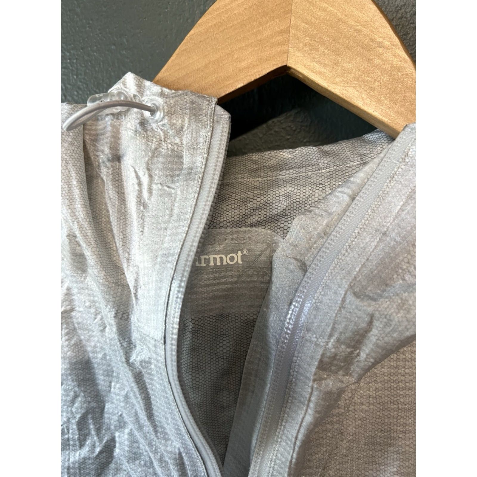 Marmot Marmot Womens Gray Long Sleeve Hooded Windbreaker Jacket XS Type Jacket Hooded Windbreaker Women XS Gray Marmot Long Sleeve Jacket Size XS / US 0-2 / IT 36-38 - 3 Thumbnail