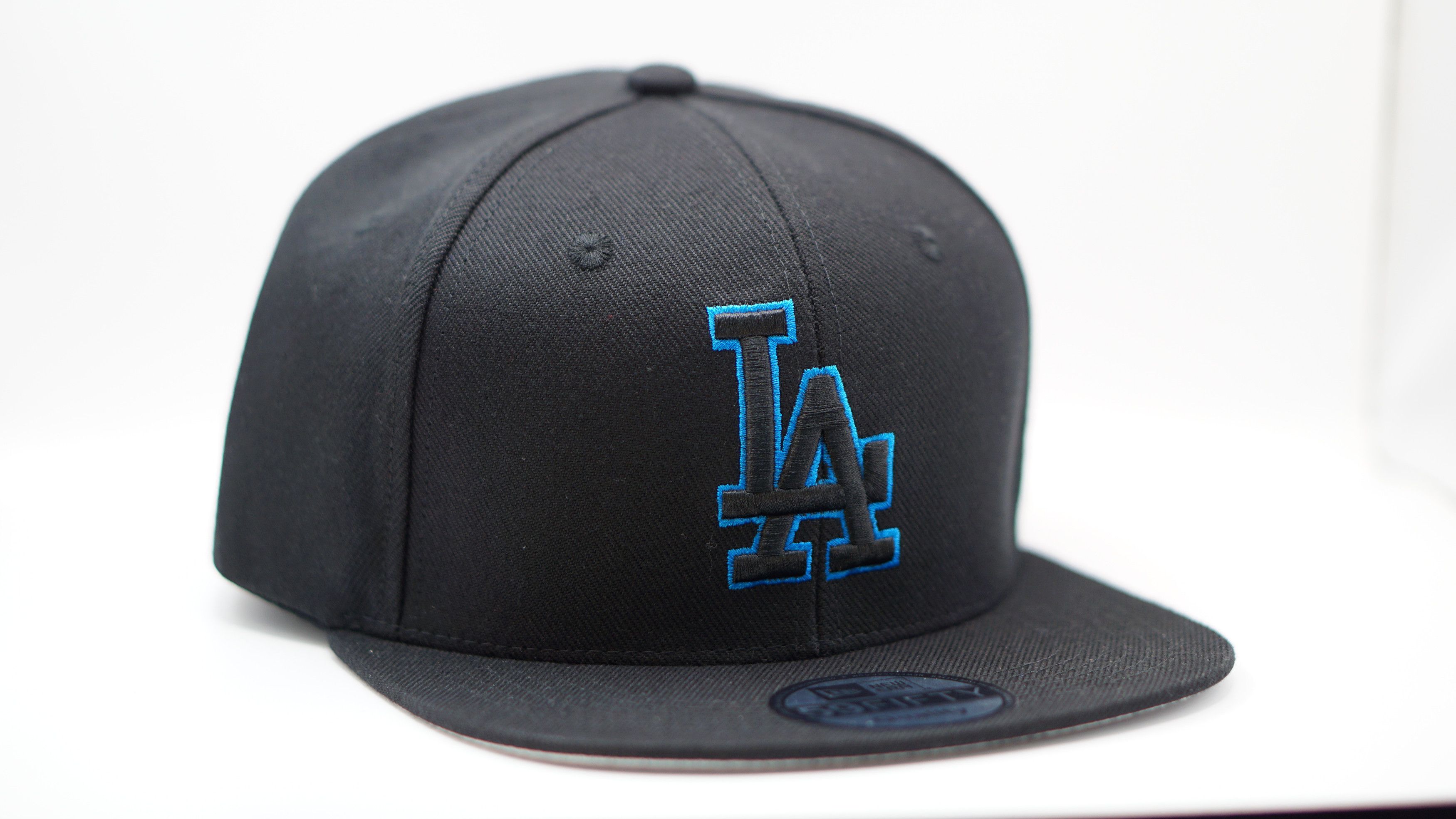 New Era New Era 59FIFTY Los Angeles Dodgers LA Black Blue Fitted Hat Size ONE SIZE - 1 Thumbnail