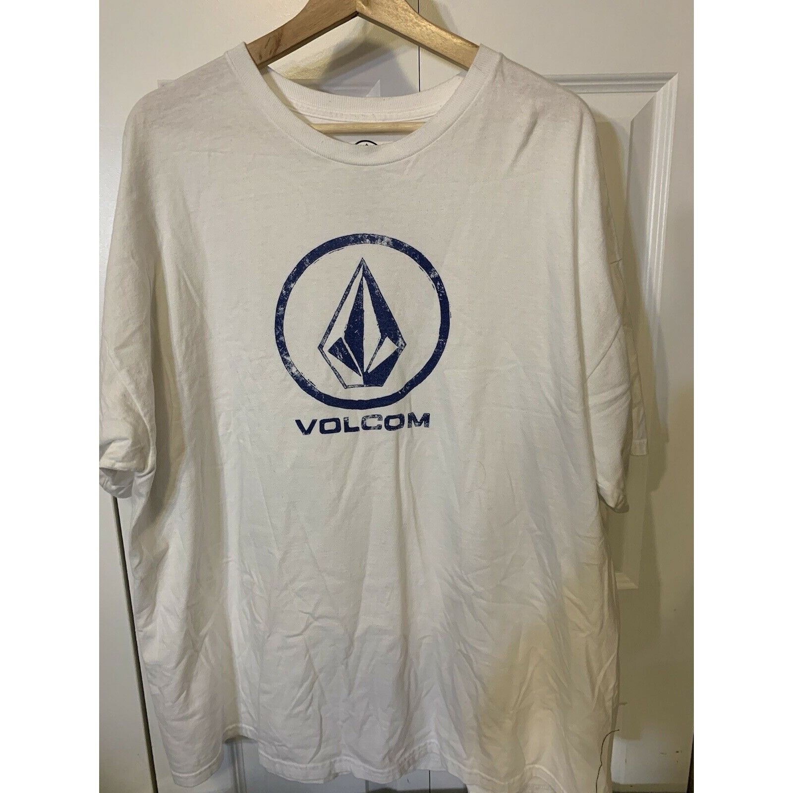 Volcom Volcom T-Shirt Men’s Sz XXL Skate White Blue Size US XXL / EU 58 / 5 - 1 Thumbnail