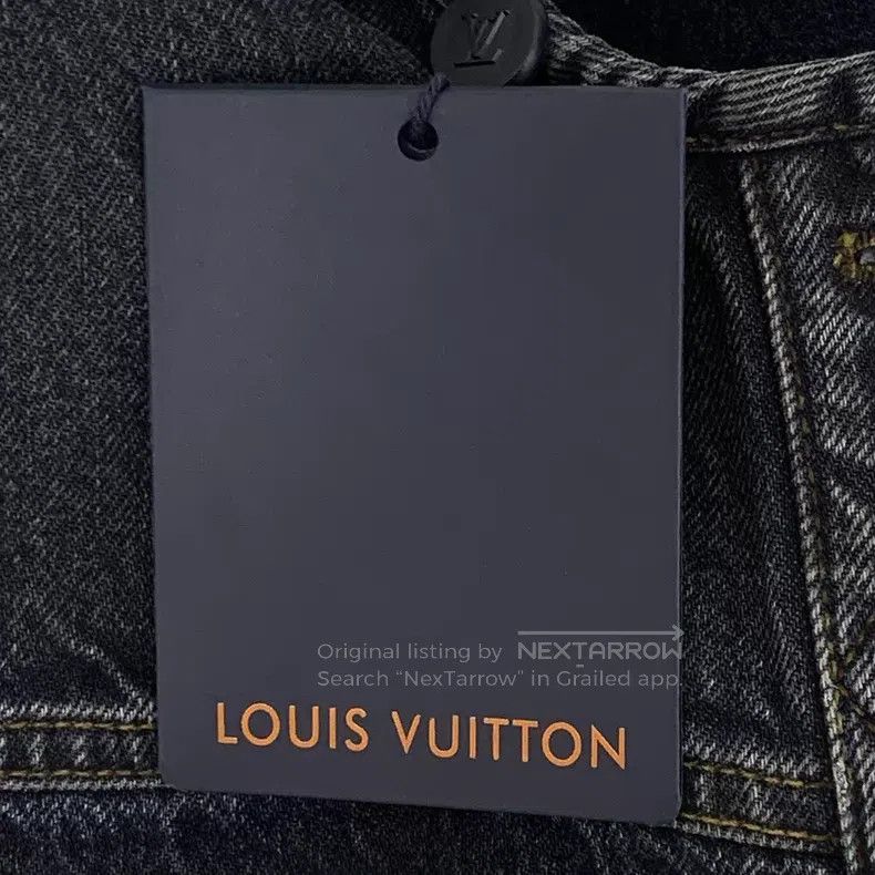 Louis Vuitton Louis Vuitton 24 dark blue logo embroidered cotton crew ne Size XS / US 0-2 / IT 36-38 - 9 Thumbnail