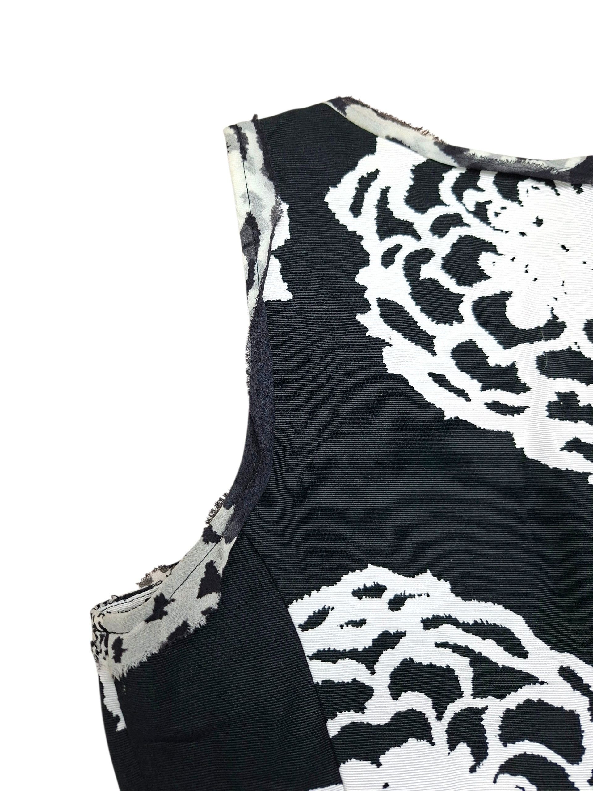 Versace Jeans Couture Vintage VJC Versace Floral Mini Dress Black White Size S / US 4 / IT 40 - 7 Thumbnail