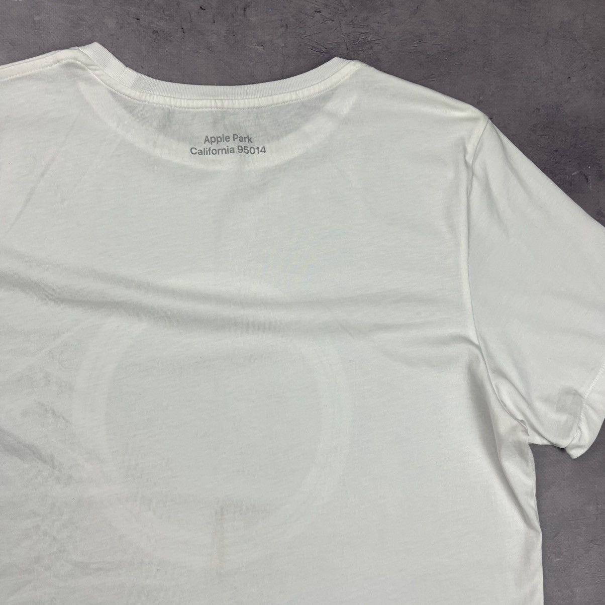 Apple Rare! Apple Park California 95014 Vintage Tee 00s Size US M / EU 48-50 / 2 - 15 Thumbnail