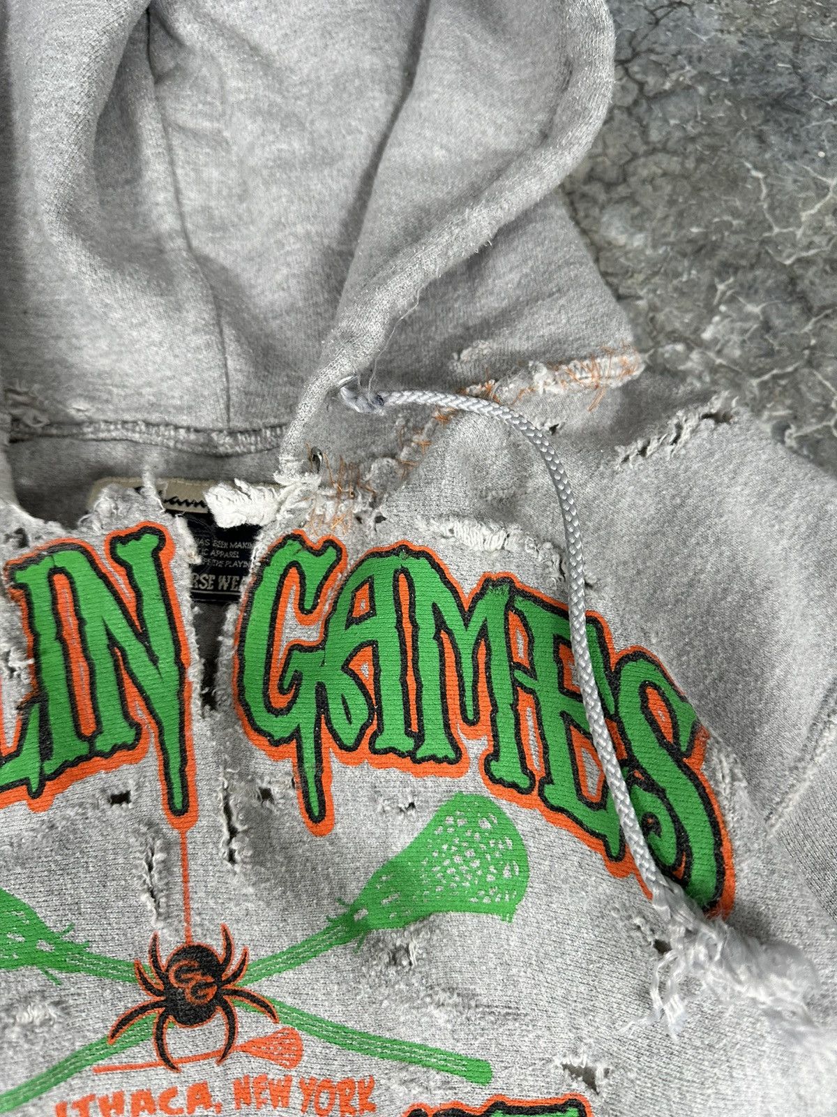 Japanese Brand × Vintage Vintage Thrashes Repaired Goblin Crewneck Size US L / EU 52-54 / 3 - 6 Thumbnail