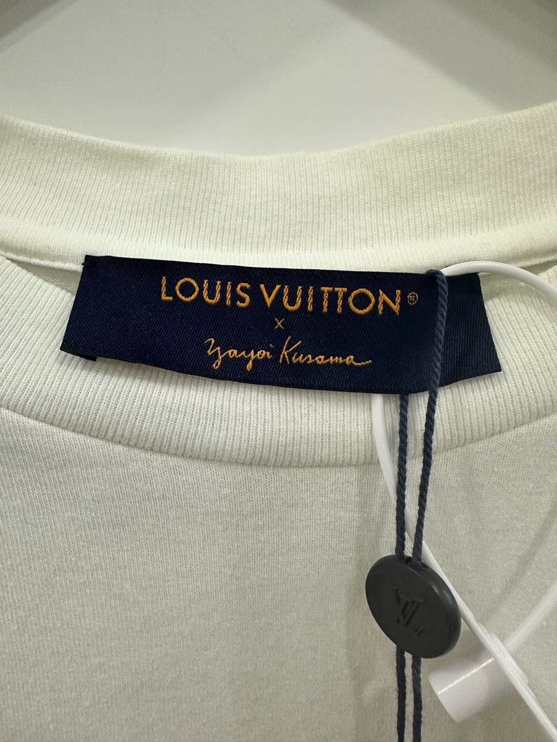 Louis Vuitton Louis Vuitton Yayoi Kusama Co-branded SS23 Cartoon Face Em Size US M / EU 48-50 / 2 - 2 Thumbnail