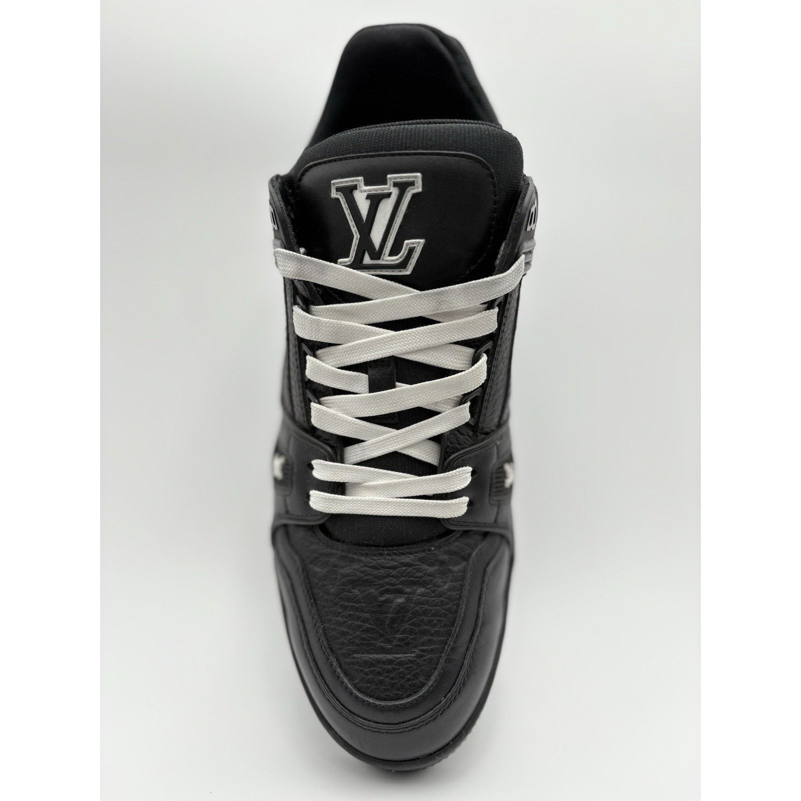 Louis Vuitton (9.5-10 US) Louis Vuitton Trainer ' Black ' | SUPER CLEAN! Size US 10 / EU 43 - 5 Thumbnail