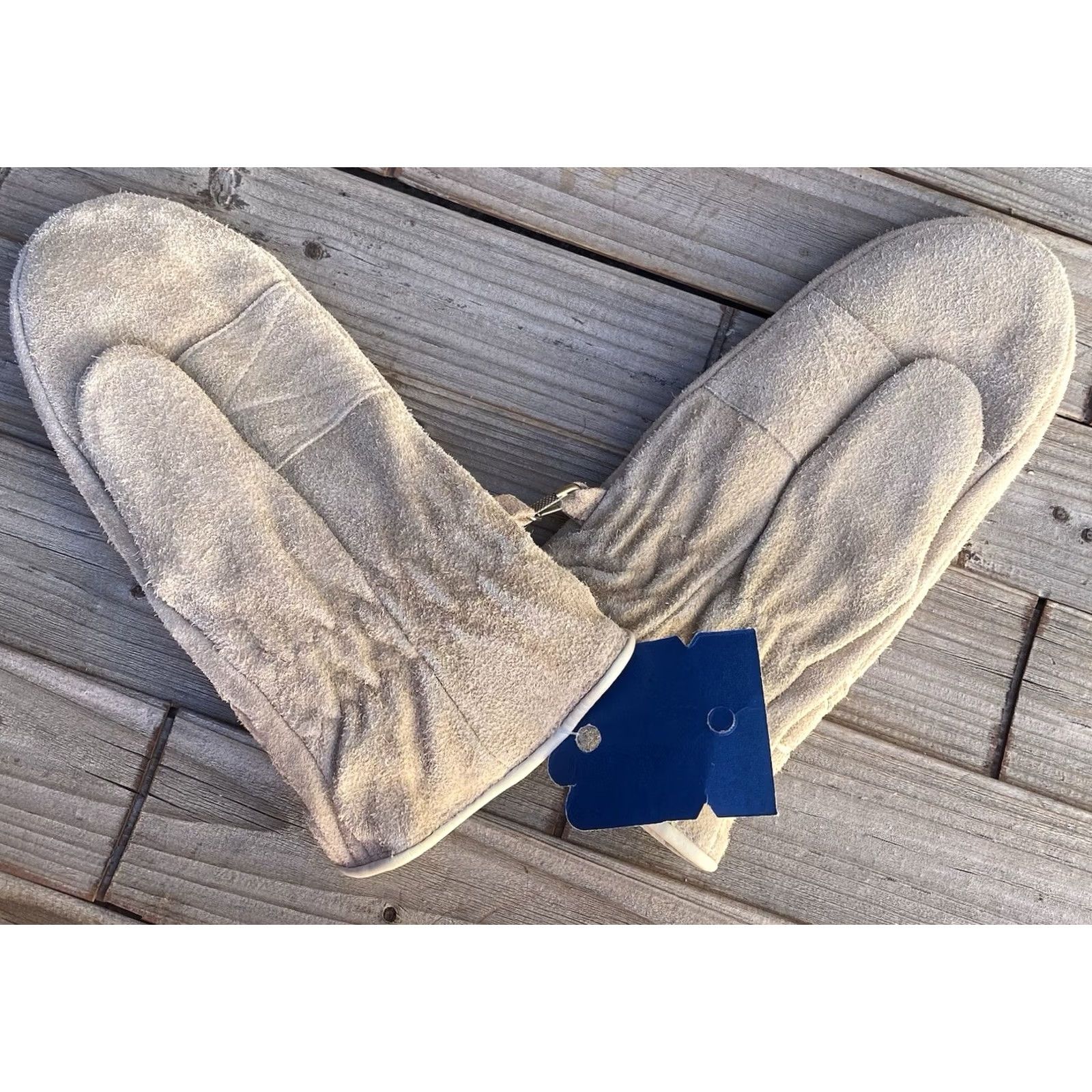 Vintage VINTAGE Suede Leather Trigger Mittens Ladies ML Beige Tan Ski Snowmobile Gloves Size ONE SIZE - 3 Thumbnail