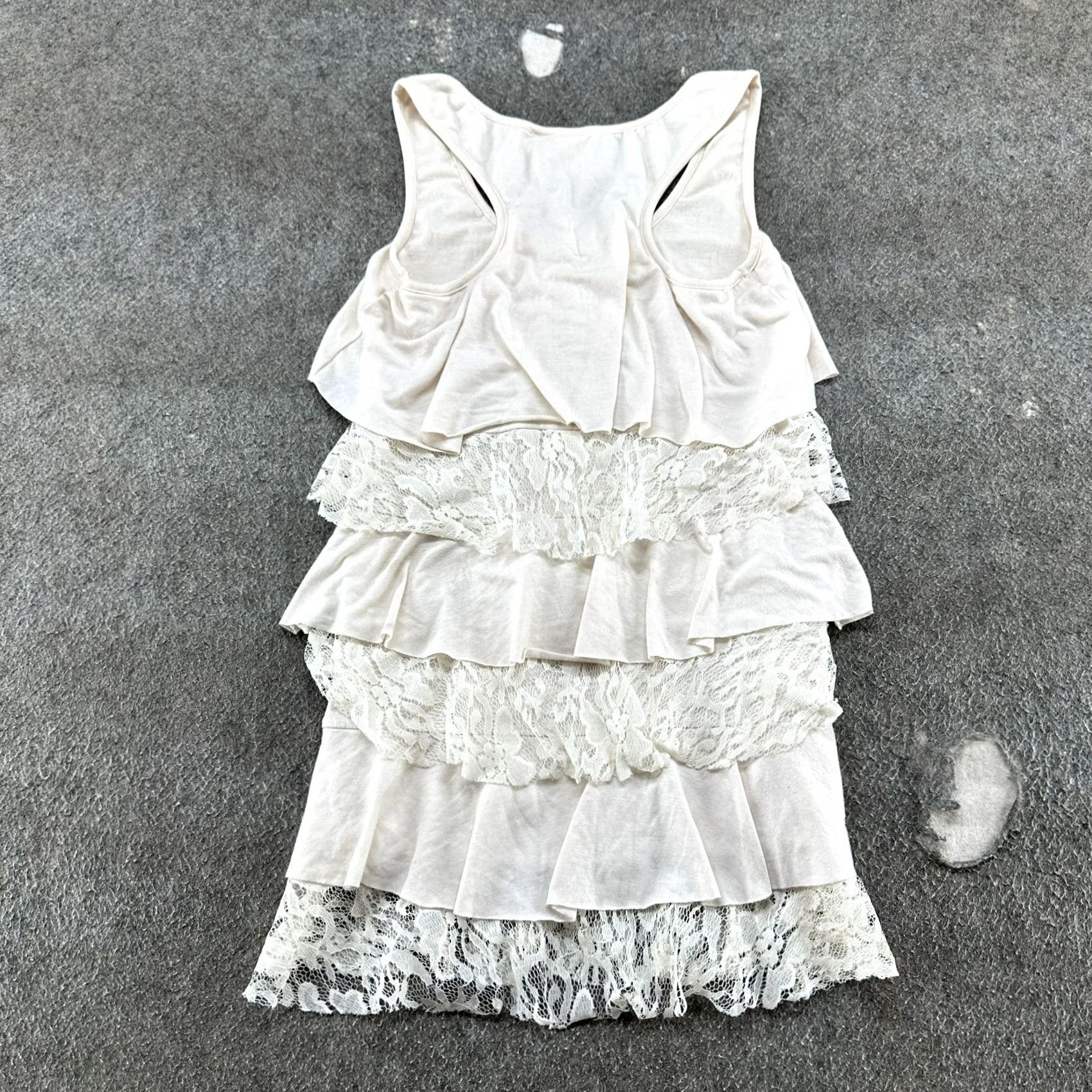 Layer 8 VINTAGE Love On A Hanger Tank Top Women S White Floral Lace Ruffle Zipper Sleeveless Racerback 90s Flower Size S / US 4 / IT 40 - 3 Thumbnail