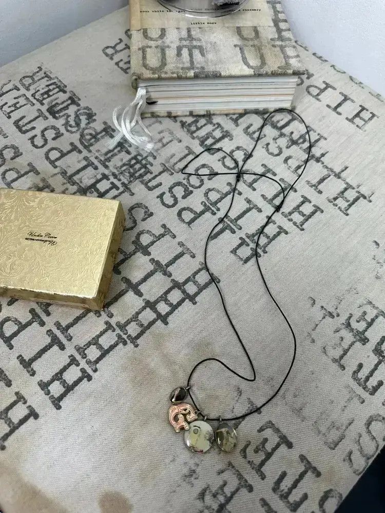 Undercover Undercover Grace Vintage Photograph Pendant Necklace Size ONE SIZE - 1 Thumbnail