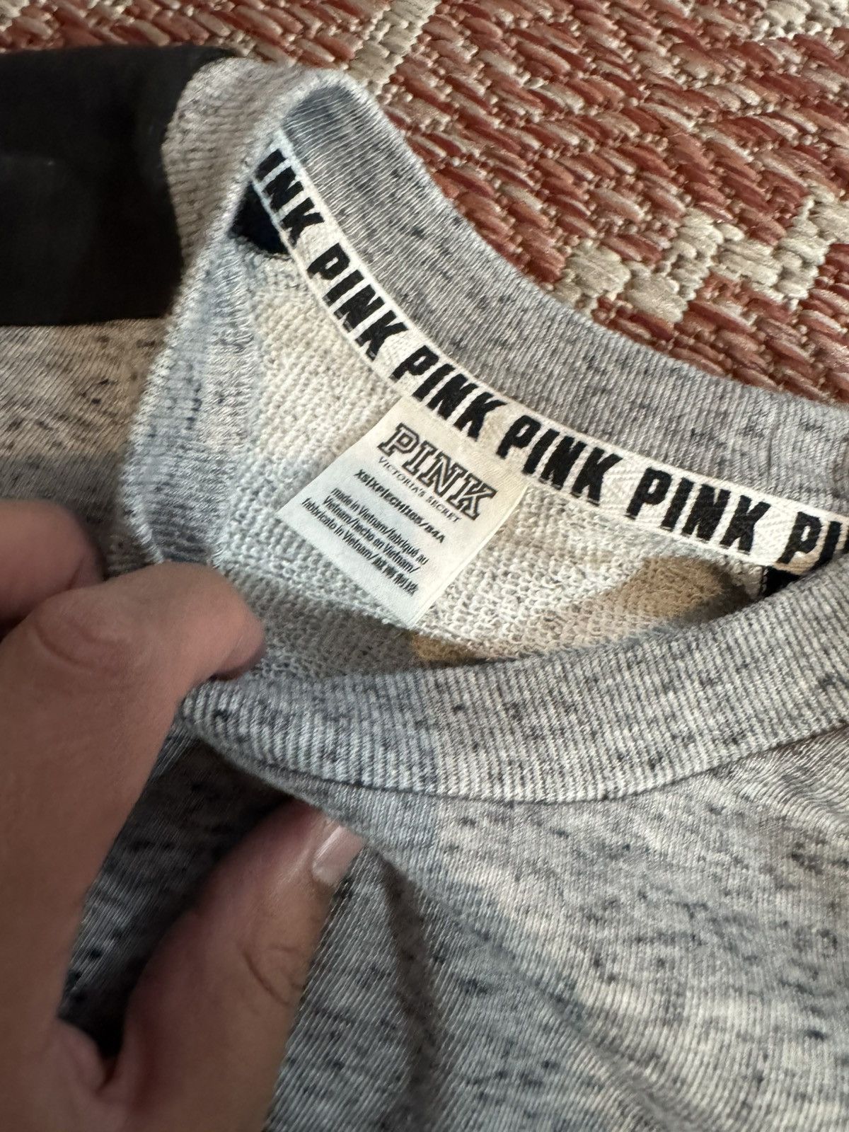 Pink Y2K VTG Victoria Secret Crop Sweatshirt Sz XS Grey Retro Size XS / US 0-2 / IT 36-38 - 2 Thumbnail