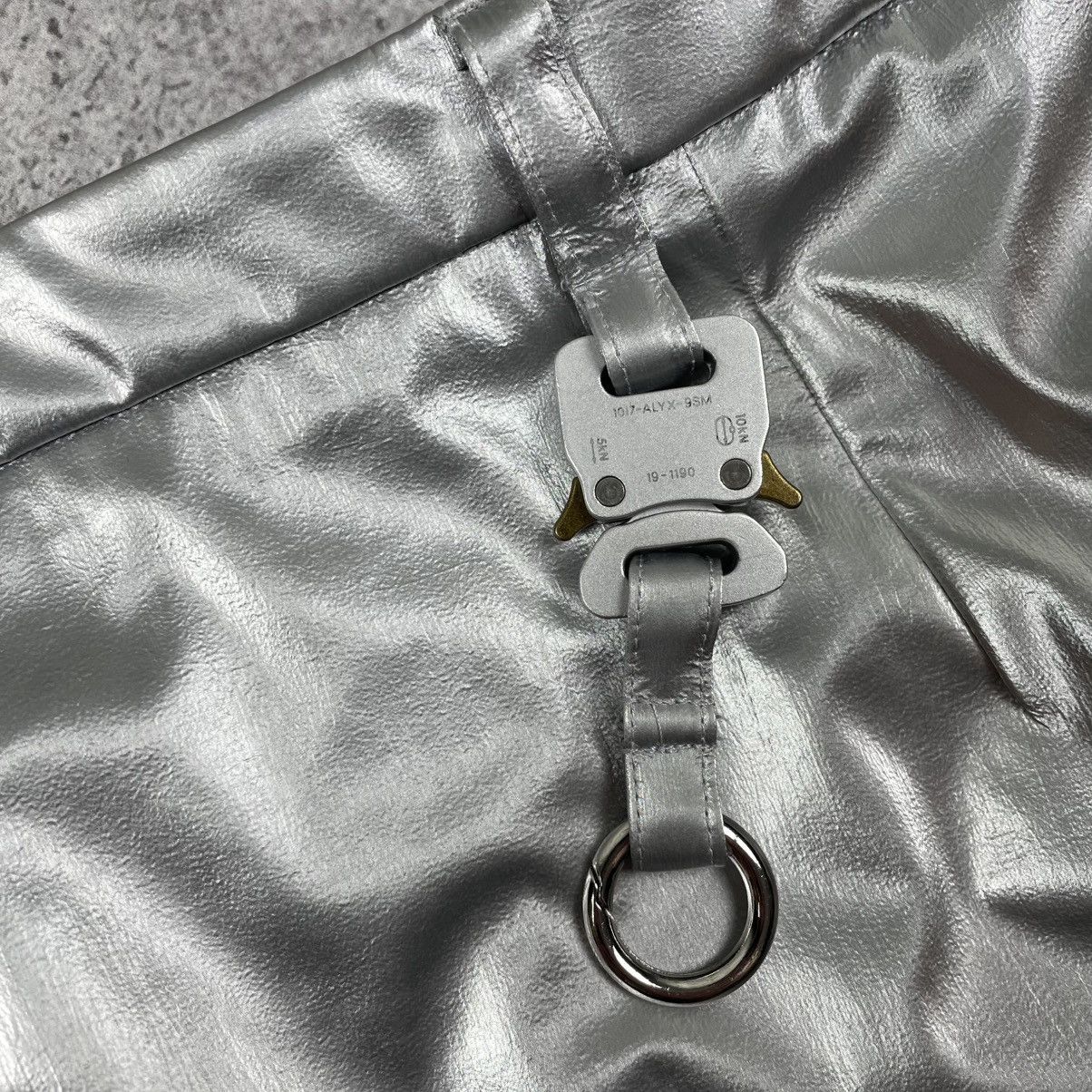 1017 ALYX 9SM × Alyx 1017 ALYX 9SM Silver Lighttech Buckle Mini Skirt Size 26" / US 2 / IT 38 - 6 Thumbnail