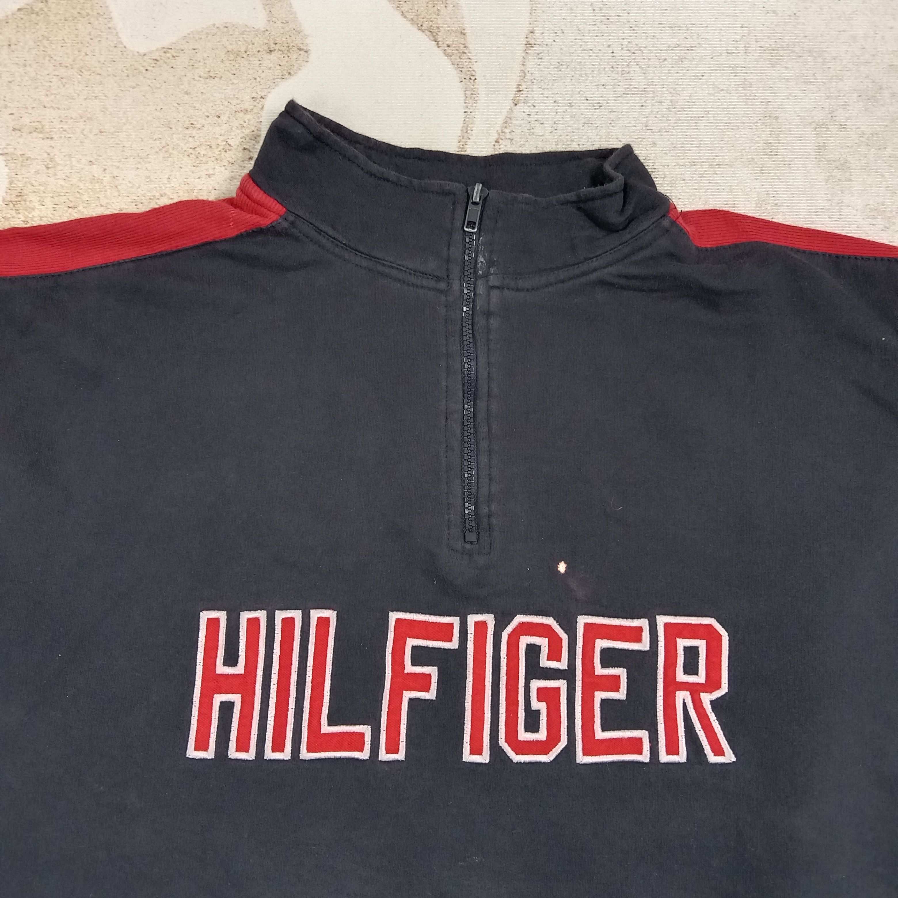 Tommy Hilfiger TOMMY HILFIGER Embroidery Half Zipper Sweatshirt C273N28 Size US XL / EU 56 / 4 - 2 Thumbnail