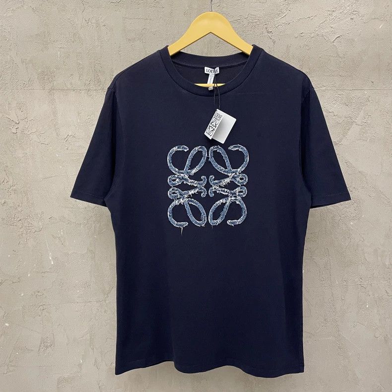 Loewe loewe Navy blue patch large logo short sleeve 2506-Nextarro Size US S / EU 44-46 / 1 - 1 Thumbnail