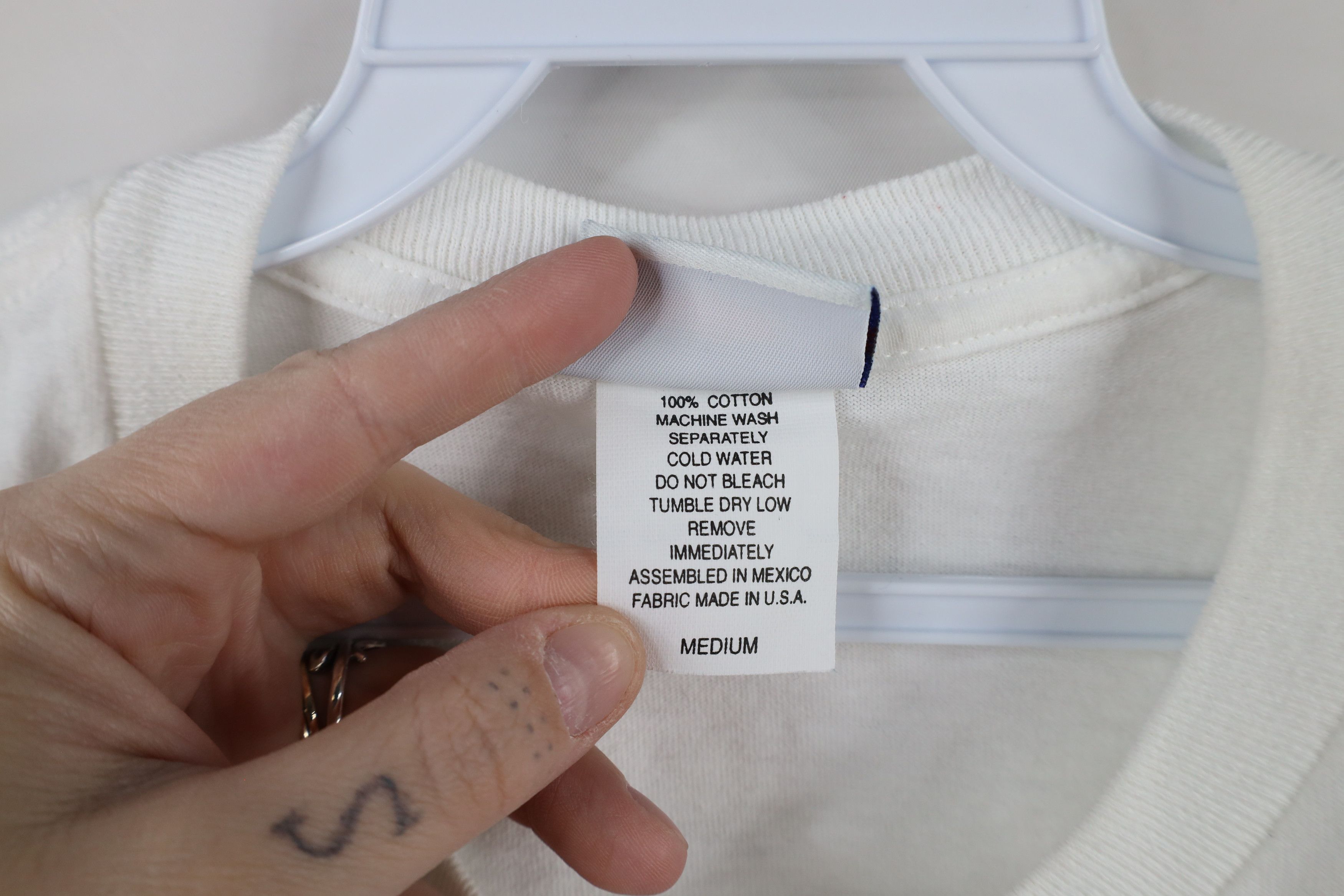 Reebok × Vintage Vintage 90s Reebok Classic Flag Short Sleeve T-Shirt White Size US M / EU 48-50 / 2 - 9 Thumbnail