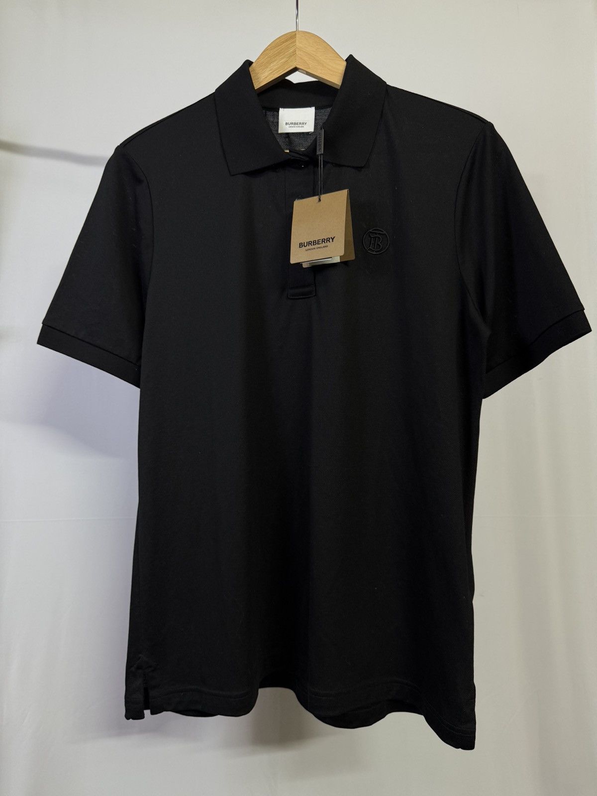 Burberry Burberry Bt new Size US M / EU 48-50 / 2 - 1 Thumbnail