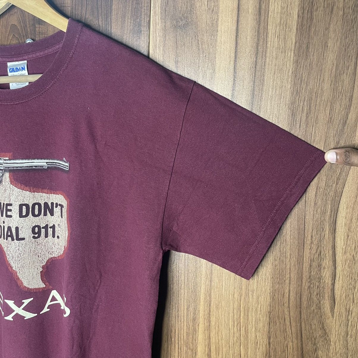 Gildan Vintage Y2K We Don't Dial 911 Tee Size US L / EU 52-54 / 3 - 3 Thumbnail