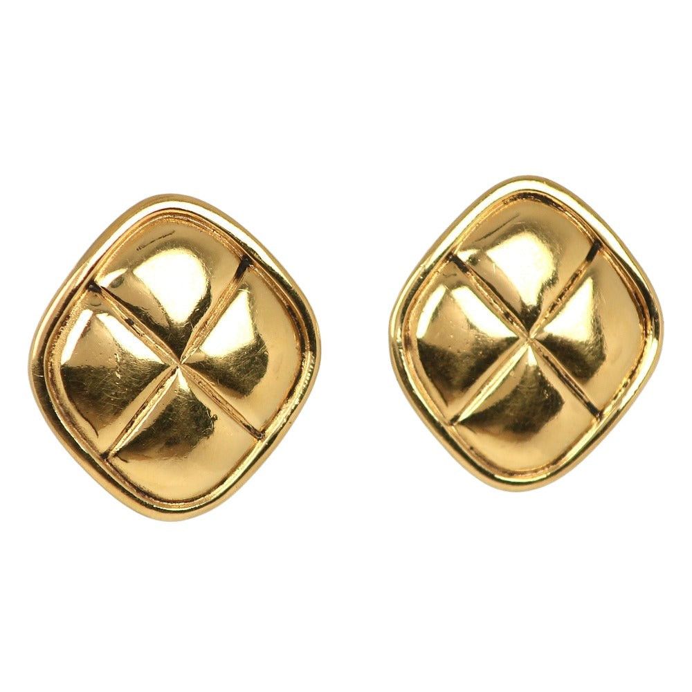 image of Chanel Matelasse Earrings in Gold, Women's