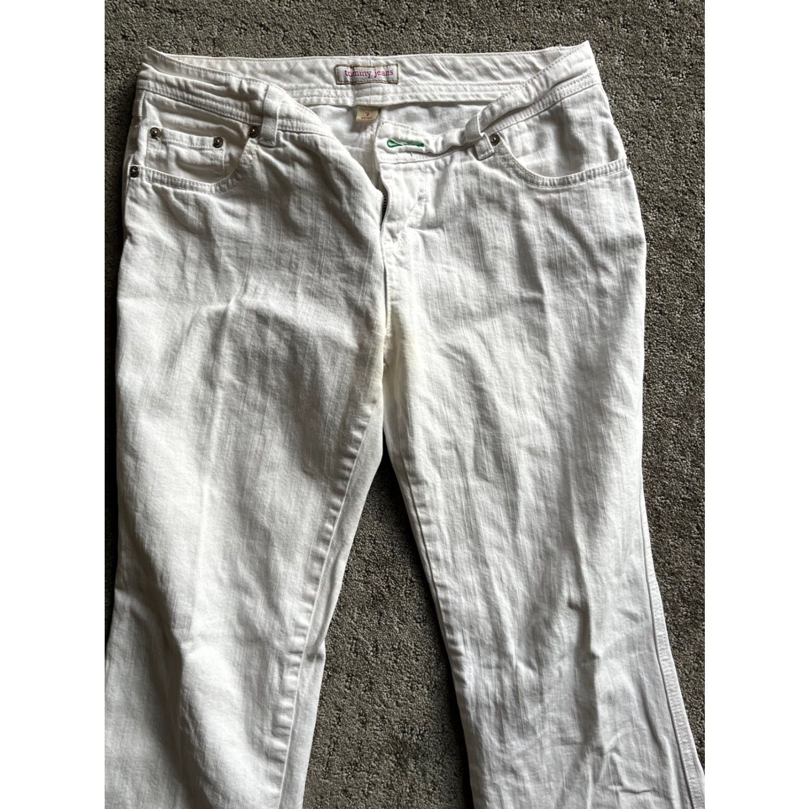 Tommy Hilfiger Tommy Jeans Women's 7 White Flare Leg Denim Size 7R Mid Rise 28X31 Jeans Size 28" / US 6 / IT 42 - 2 Thumbnail