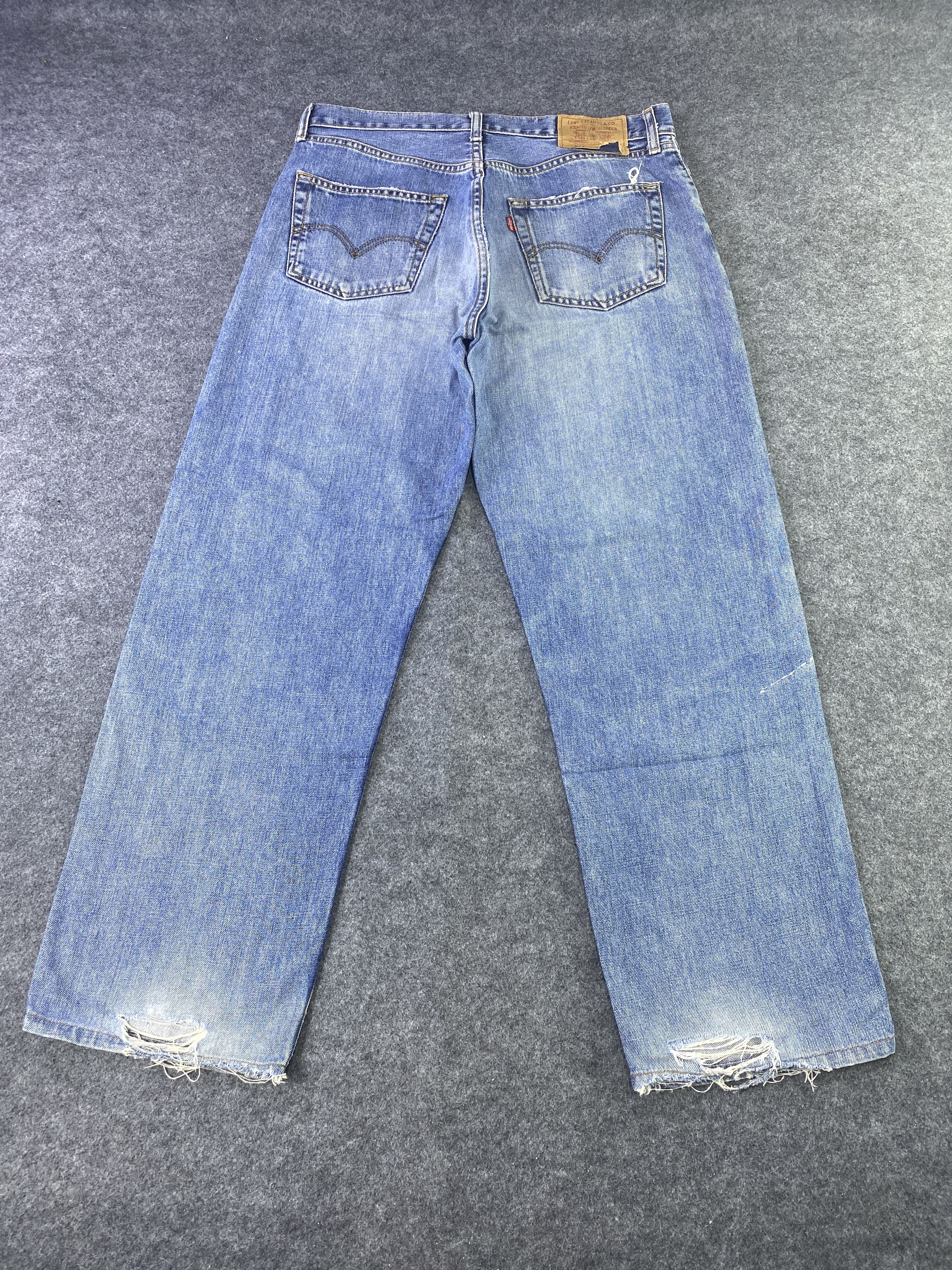 Levi's VINTAGE LEVI'S 513 DISTRESS BLUE WASH JEANS - J912 Size US 34 / EU 50 - 4 Thumbnail