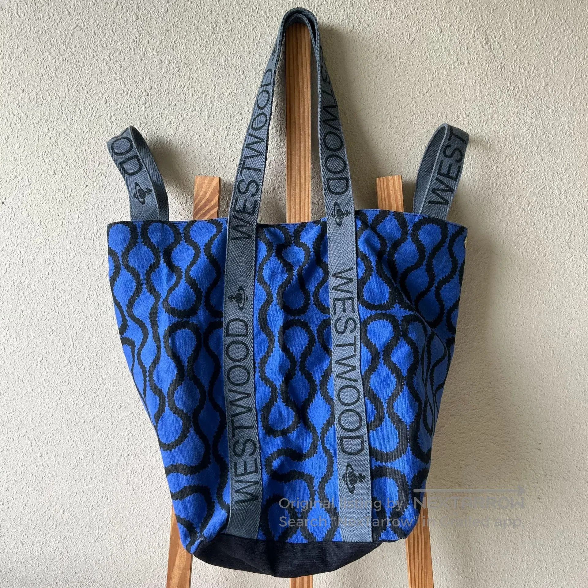 Vivienne Westwood Vivienne Westwood Vintage Pirate Print Canvas Shoulder Bag. Size ONE SIZE - 3 Thumbnail
