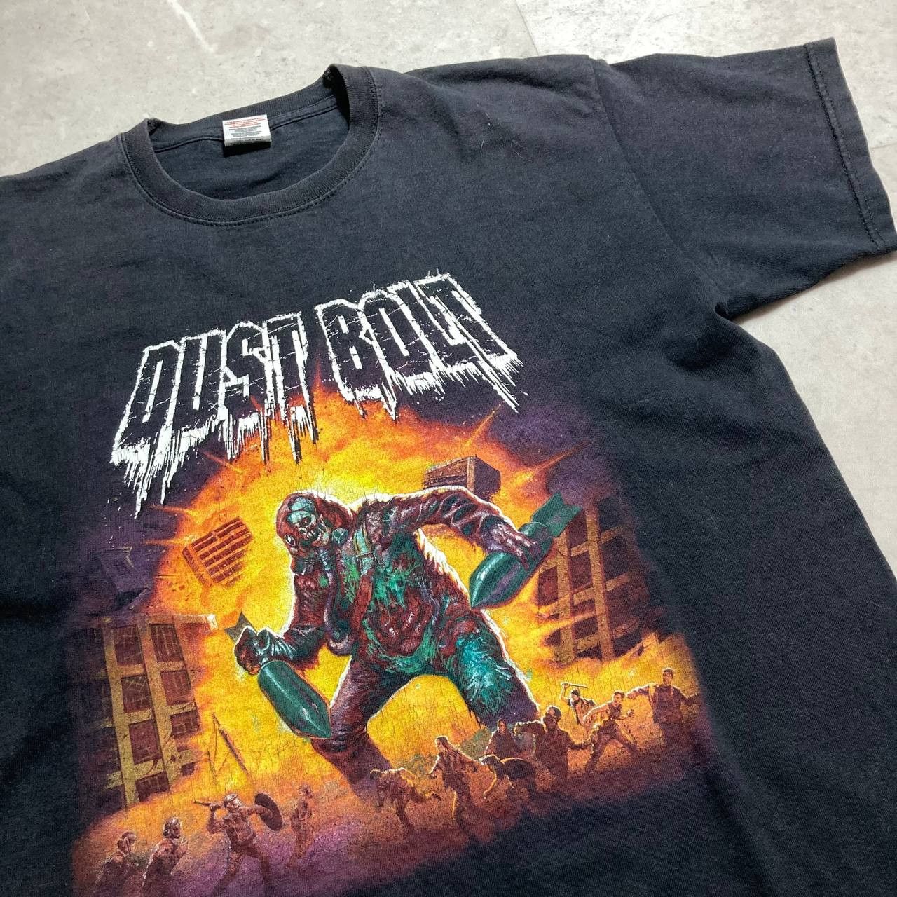 Band Tees Vintage Dust Bolt Awake The Riot Trash Metal Rock Band Size US L / EU 52-54 / 3 - 2 Thumbnail