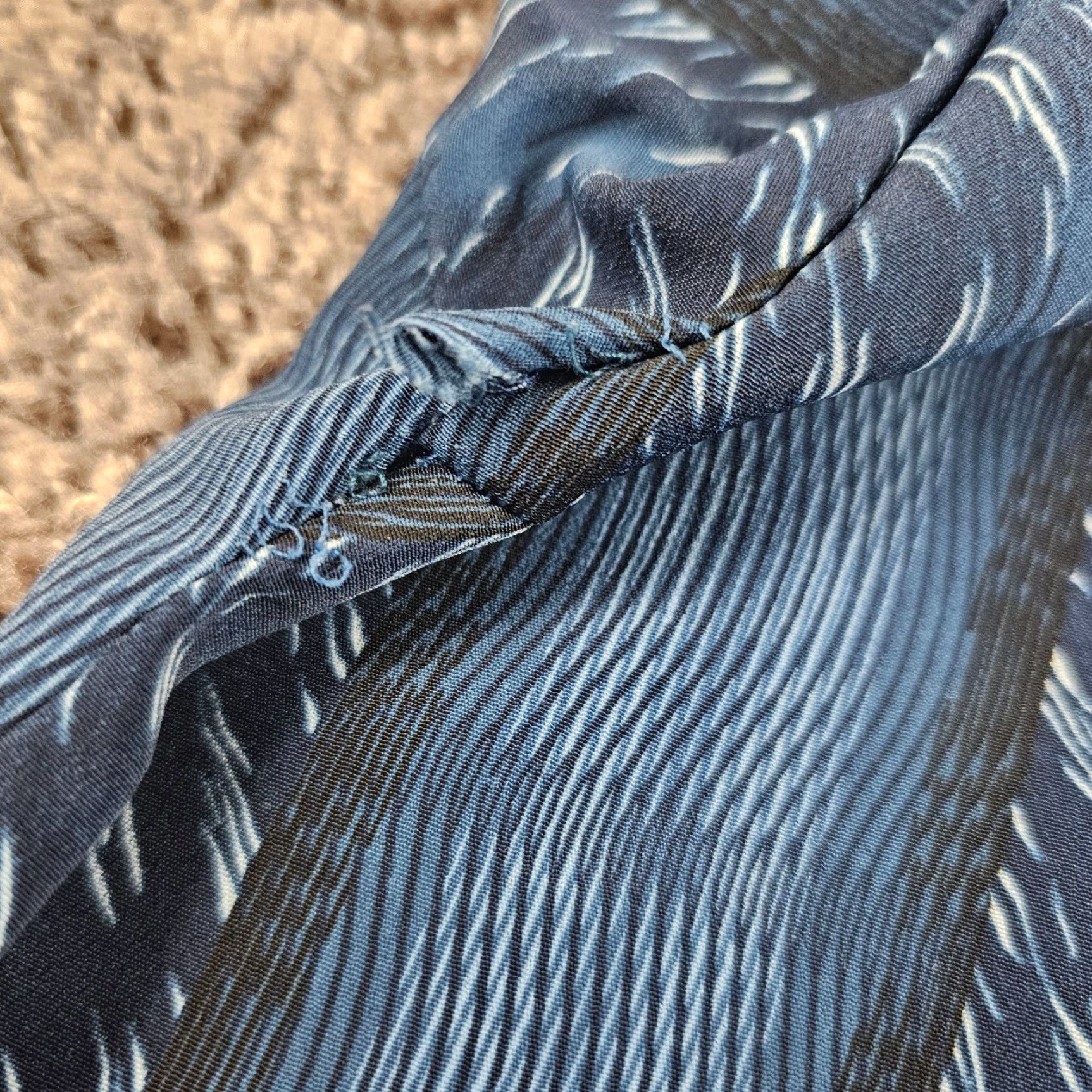 Vintage VINTAGE Monzini Button-Up Shirt Mens XL Blue Geometric Short Sleeve Breathable USA Size US XL / EU 56 / 4 - 7 Thumbnail