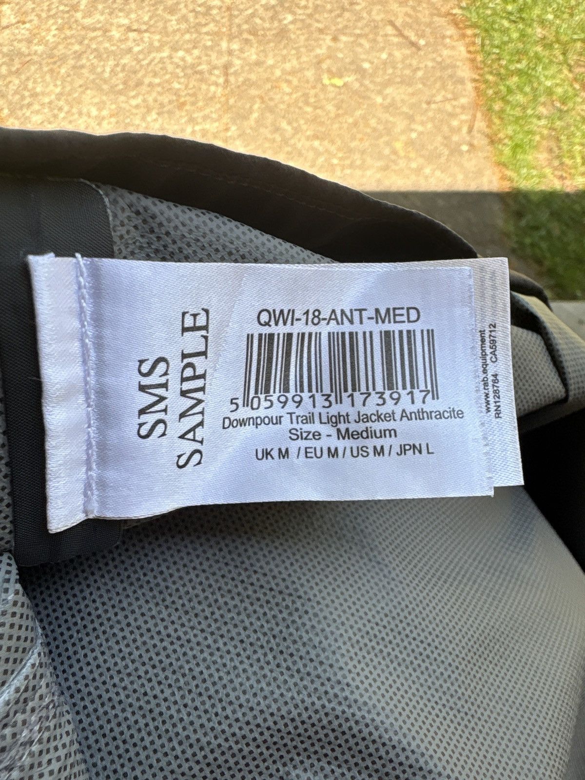Rab Rab *SAMPLE* Dark Gray Light Windbreaker Hooded Jacket Size US M / EU 48-50 / 2 - 4 Thumbnail