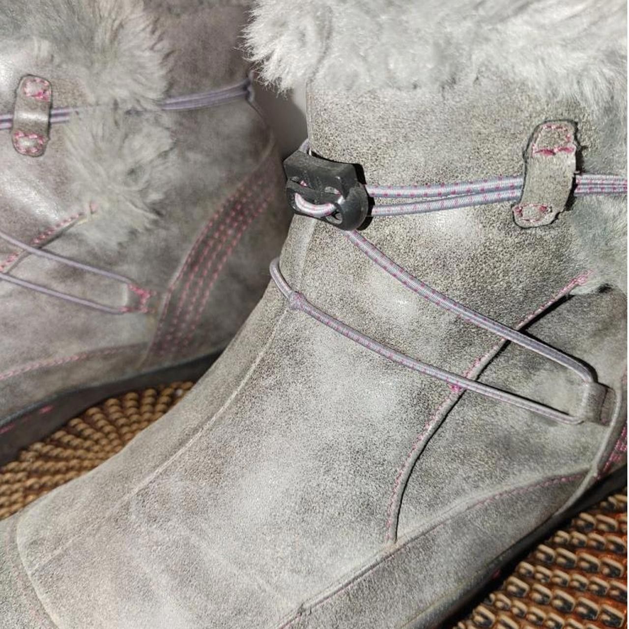 Designer Cozy Gray Winter Boots with Faux Fur Lining Size US 10 / IT 40 - 2 Thumbnail