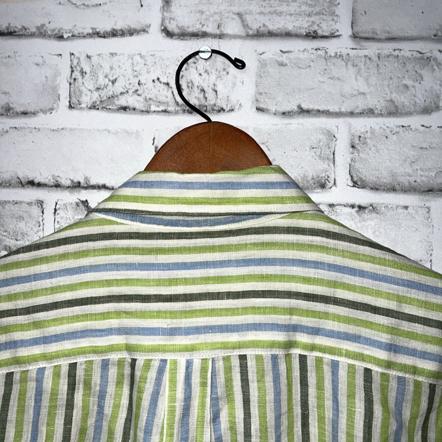 Banana Republic Banana Republic 100% Linen Green Striped Button-Up Shirt Men’s L Long Sleeve Size US L / EU 52-54 / 3 - 5 Thumbnail