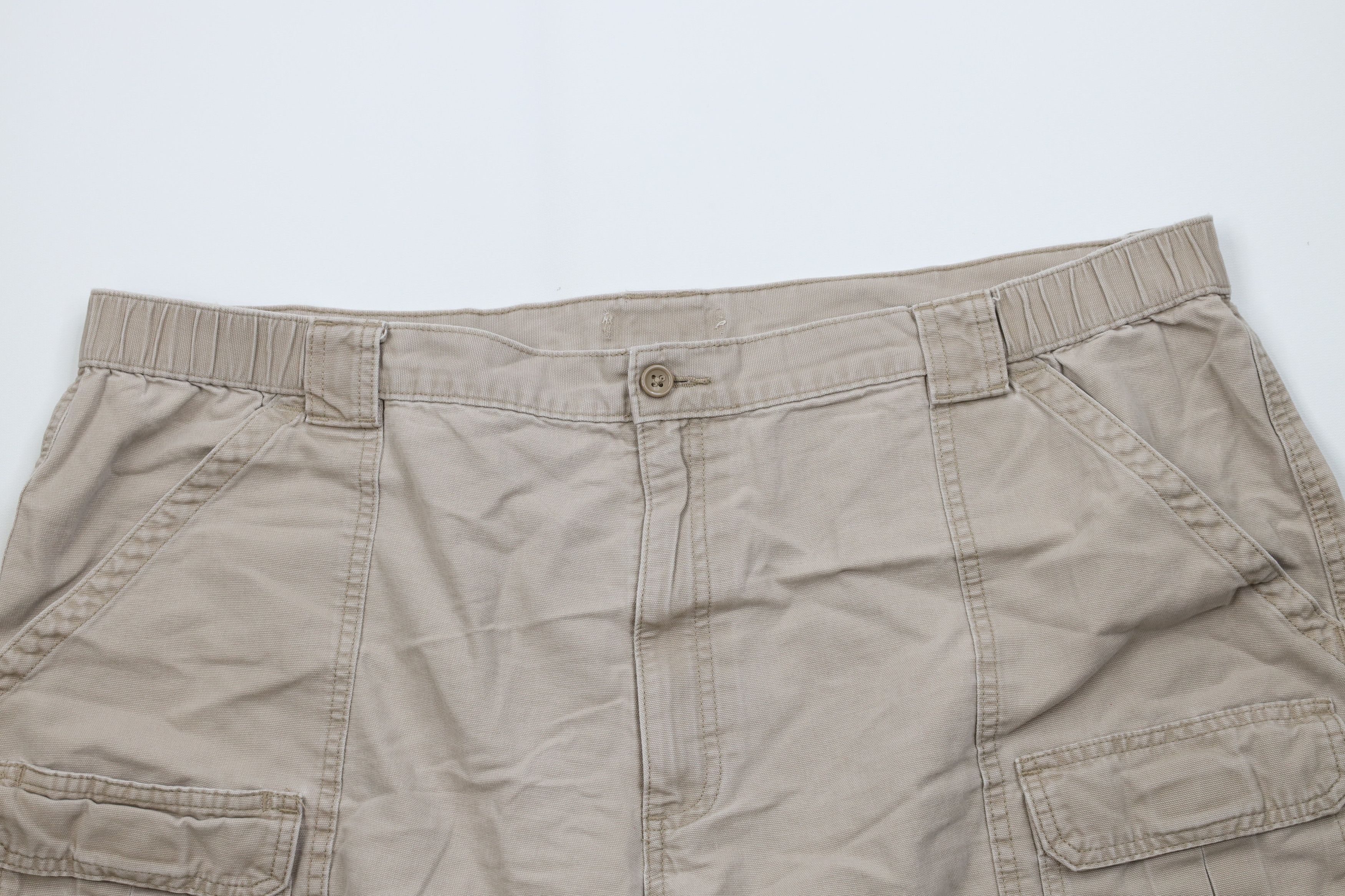 Vintage Vintage 90s Streetwear Above Knee Canvas Cargo Shorts Size US 44 / EU 60 - 2 Thumbnail